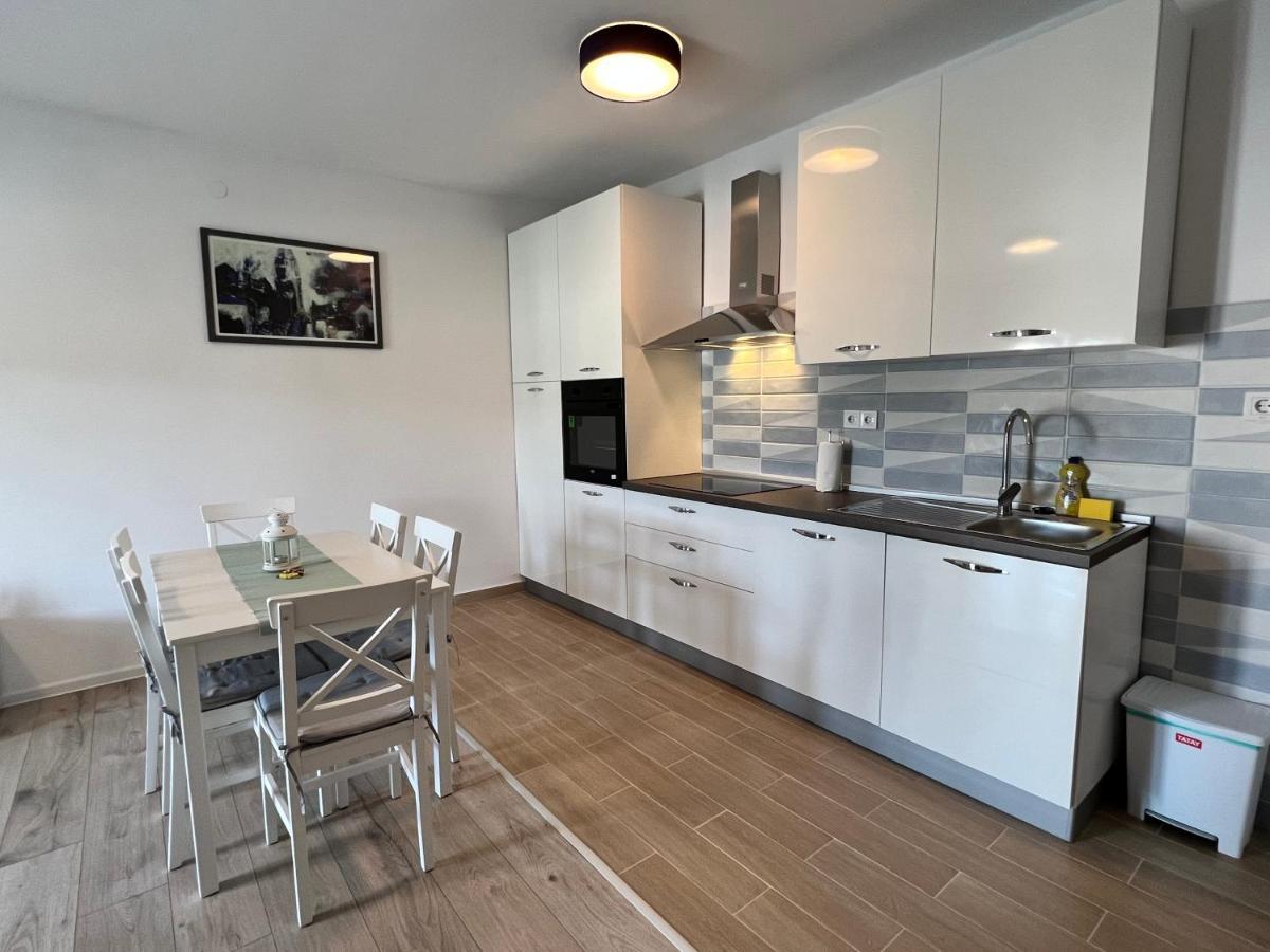 Kaala Apartments Супетарска-Драга Экстерьер фото